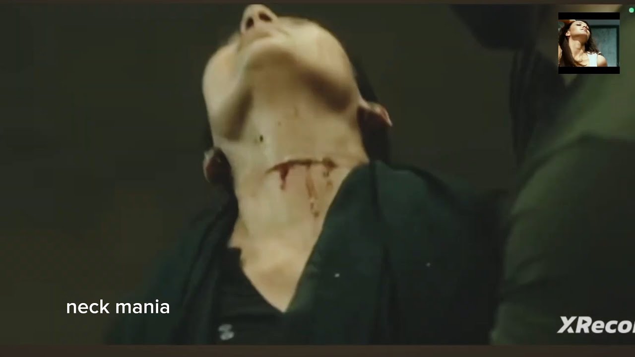 Nayantara throat cut || neck mania