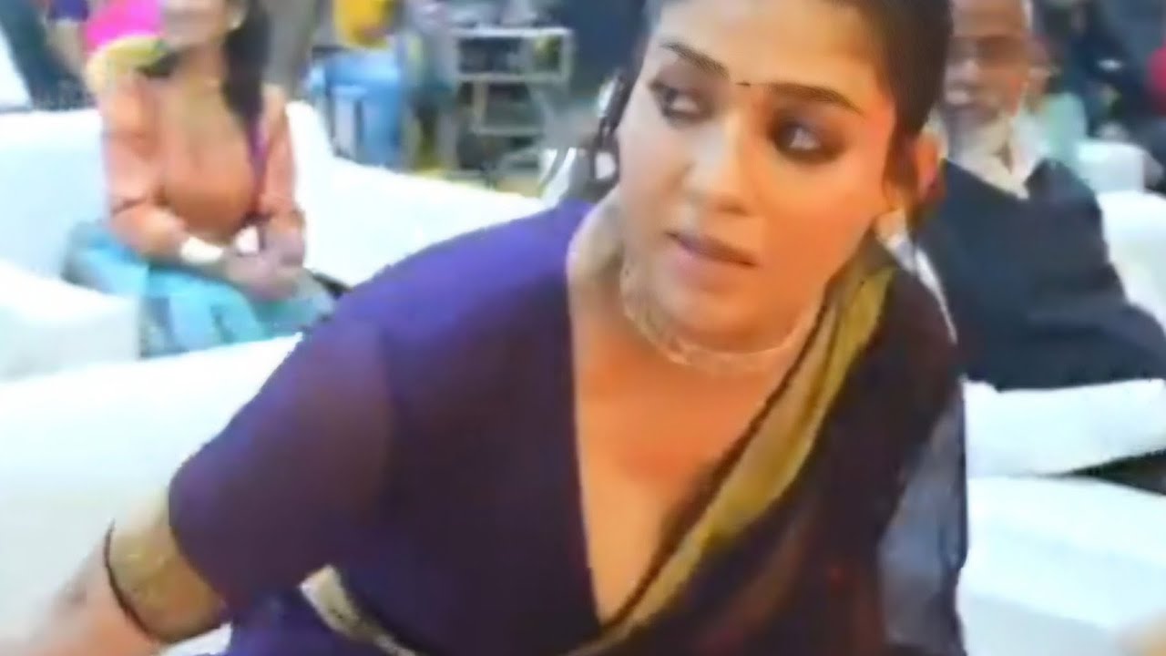 Nayanthara🥭Big⭕Balloons🎈#nayanthara #cleavage #boobs #nippleslip #hotscene #newvideo #pookies #milf