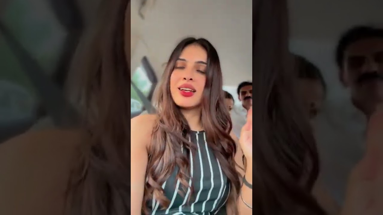 Neha Malik Instagram Live