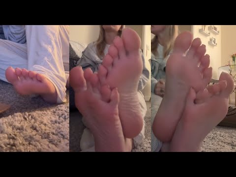 Nerdy gamer girl feet