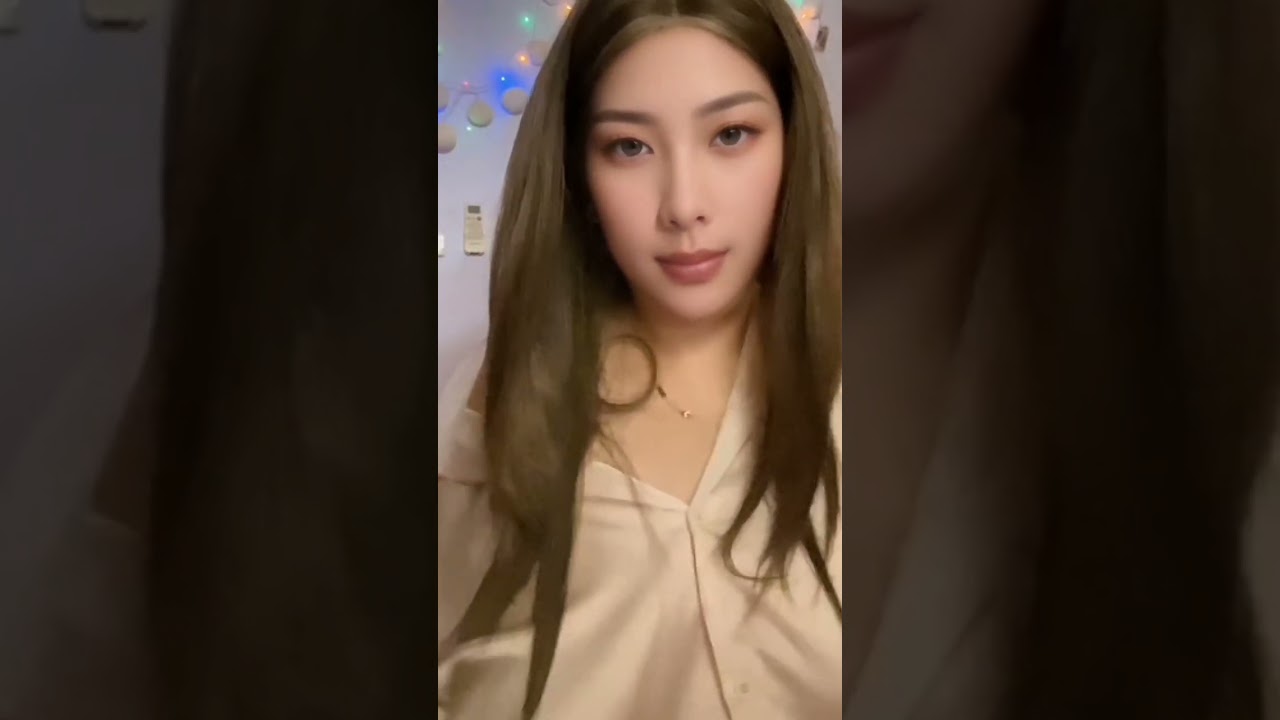 NEW🔥 BIGO periscope lovely girl show her body while live BIGO #bigo #periscope #cutegirl #viralvideo