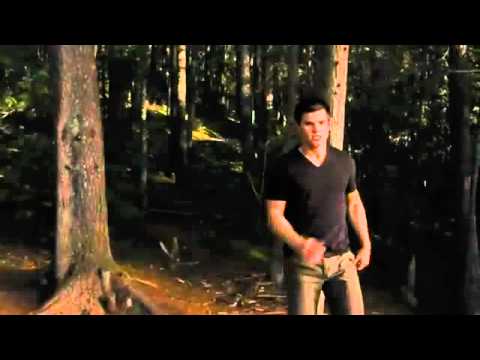 NEW CLIP! Breaking Dawn - The Twilight Saga