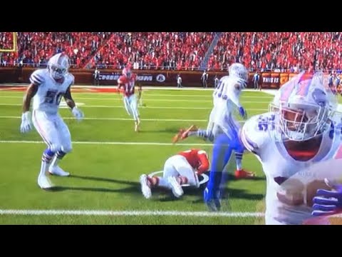 NFL Patrick Mahomes Injured (Madden)