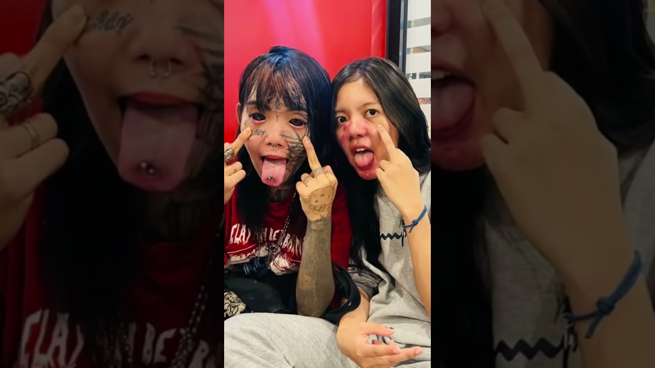 NGERI BANGET CEWE INI DITATO SELURUH MUKA SAMPE KEMATANYA😱