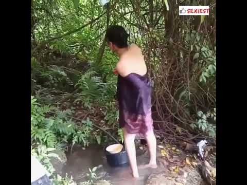 Ni cara gadis desa kalo mandi kalo gak tahan jngn nonton