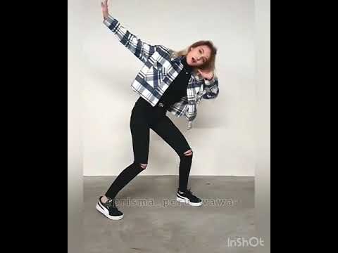 Nia bailando BREAKOUT ❤️