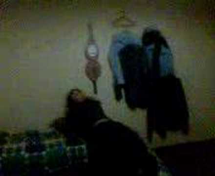 nia bailando