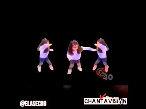 Niña perreando 