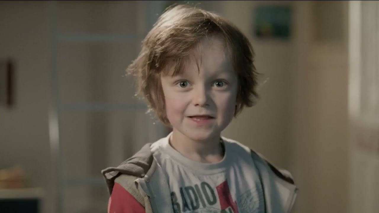 Night, disposable, diaper panties: Huggies DryNites for school-age children. 8-13 years old.