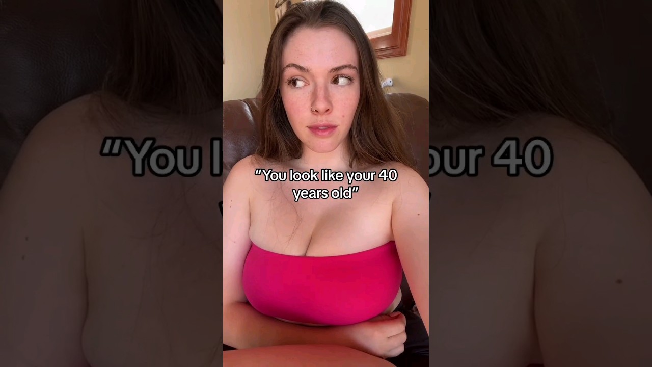 (Nip Slip 👙) BIG BOOBS Moments😳 #russian #nipslip #bigboobs