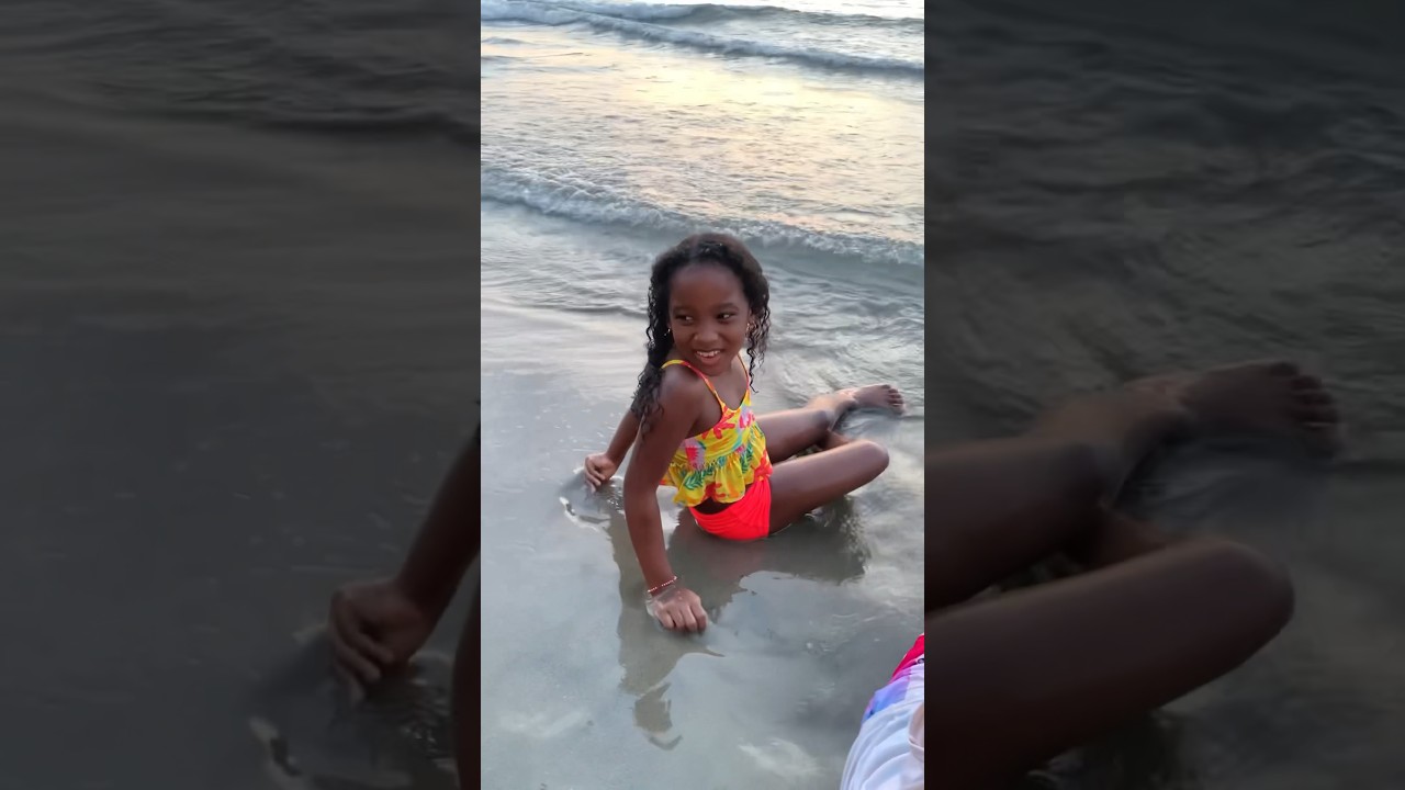 No pesamos que esto pasaría en la playa 🏝️ 😨 #drama #viralshorts #suspenso