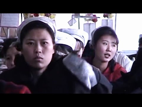 NorthKorea:Working Women-Pyongyang 北朝鮮 働く女性(平壌の世界543)
