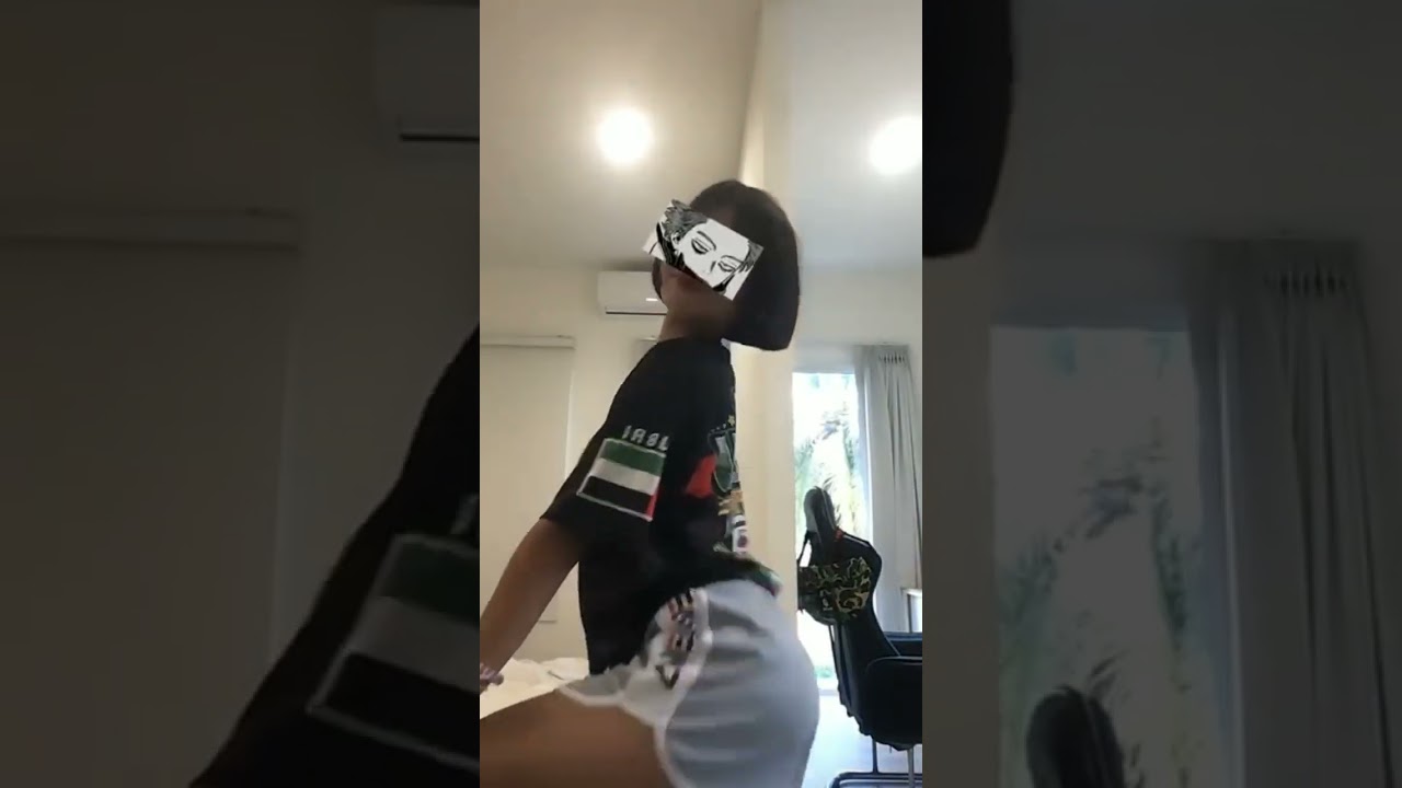novinha dançando