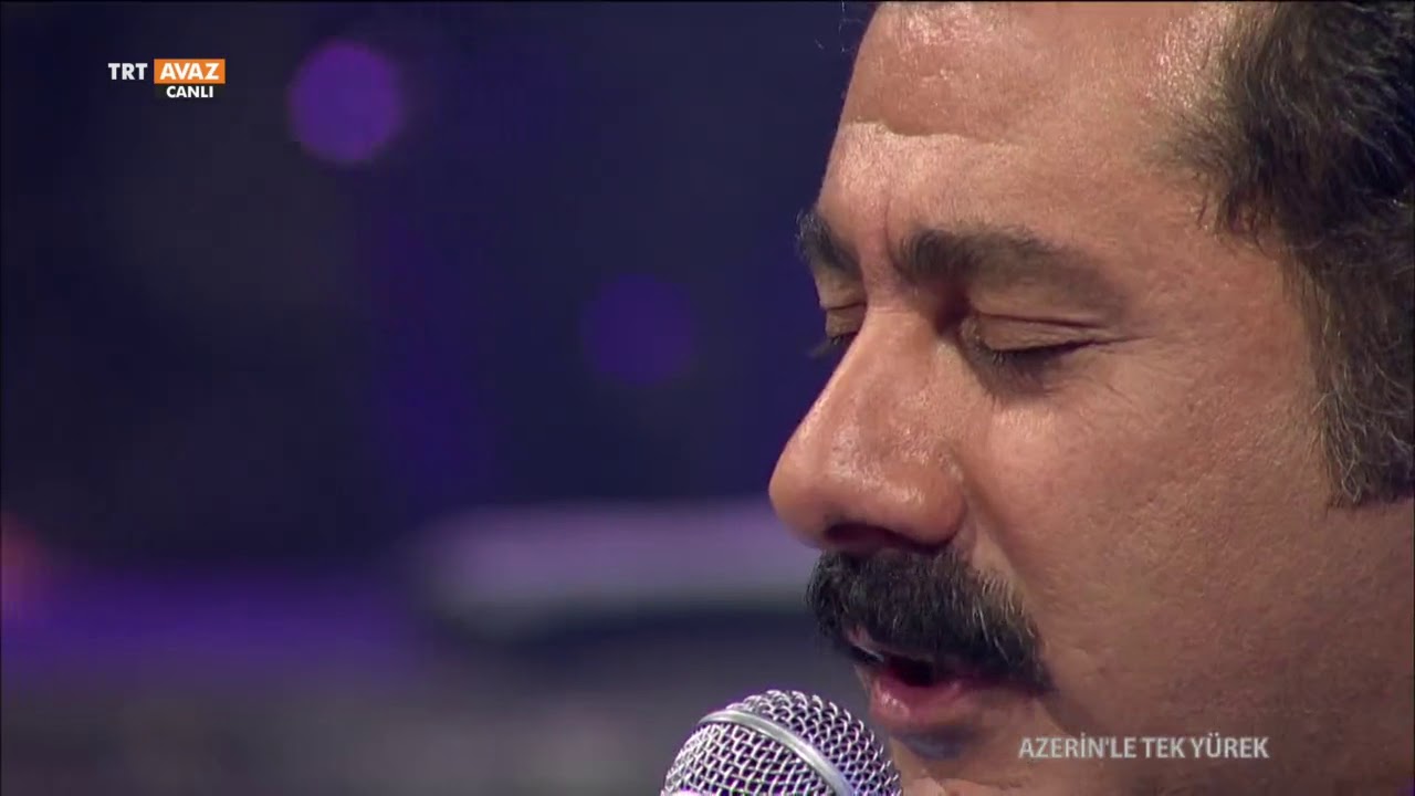 Nurullah Akçayır  