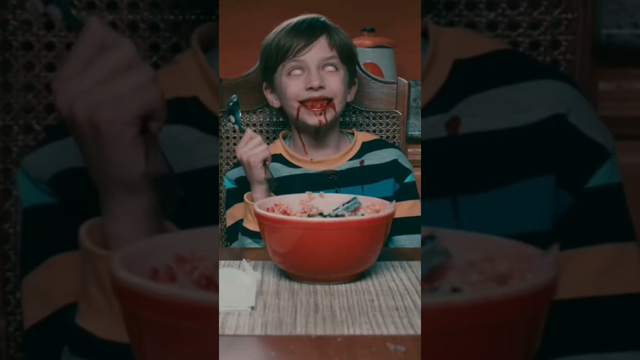 o filme que está fazendo as pessoas passarem mal #shorts #terrifier2 #filme