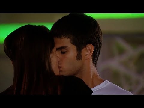 O primeiro beijo de Ju e Gil!