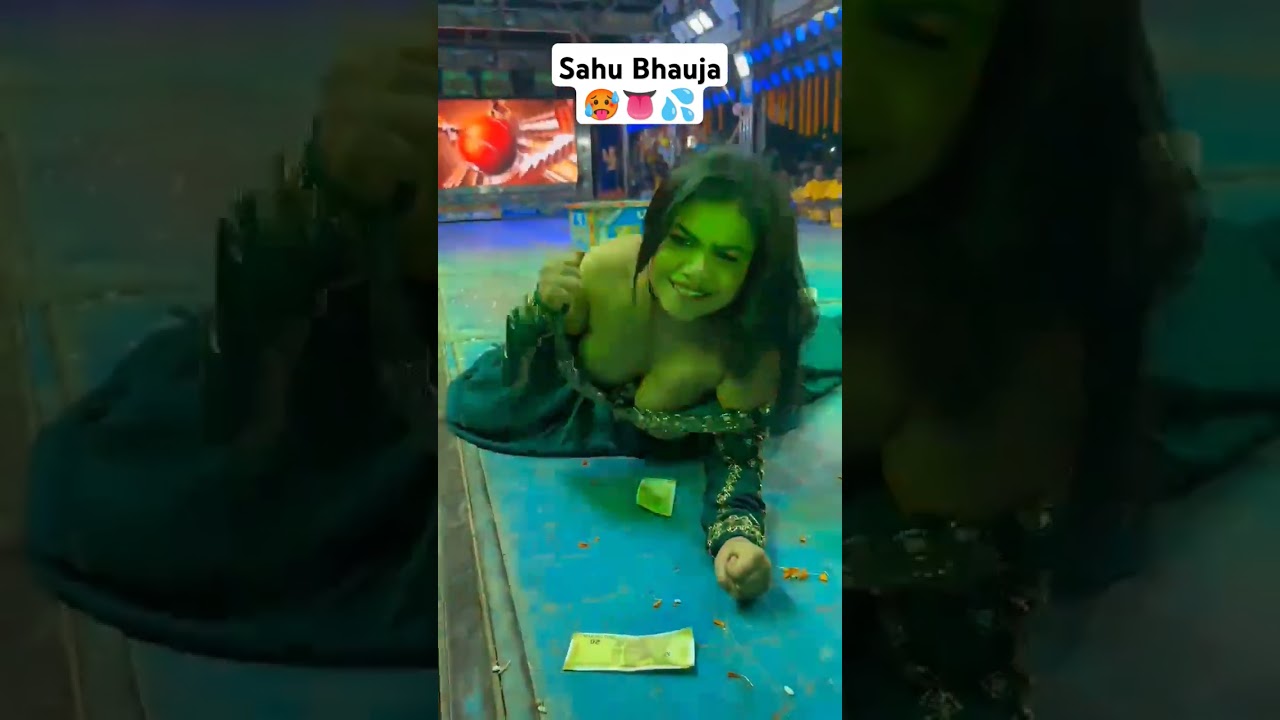 Odisha Famous hot  jatra dancer Sahu Bhauja hard  Dance live || #sahubhauja #hotdance