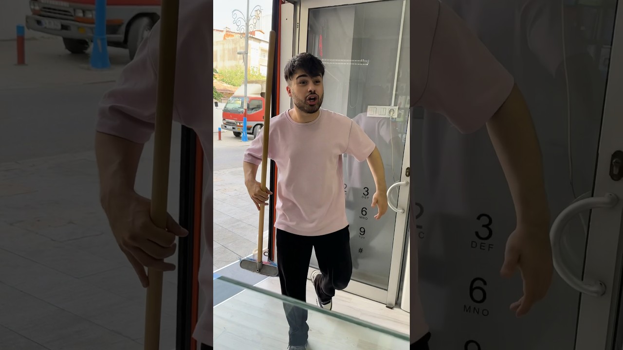 Oha Dükkanın Camını Kırdı #shorts