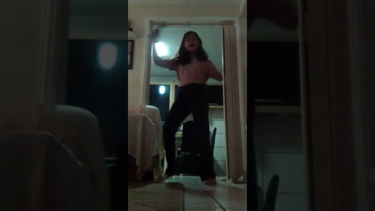 Oiiiiiiiiiiiii [Emilly Santos]