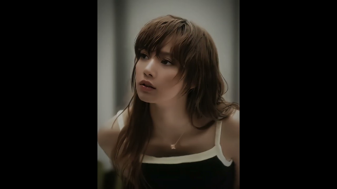 on my knees lalisaaaaaa😩🥵🙇🏻‍♀️#lisa#bazar#ad#blackpink#trend#nocopyrightmusic#shorts#lalisa#fypシ