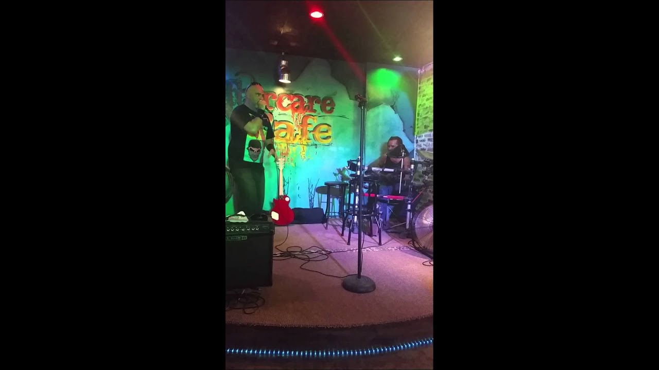 Open mic @ Aftercare Cafe 7/9/14(6)