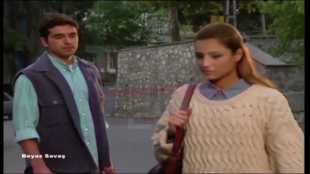 Ozlem Conker - Beyaz  Savas 1997 -  clip
