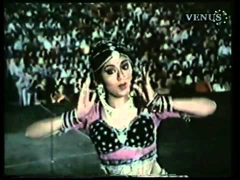 PAIJANIYA BOL NACHE MAYURI .flv