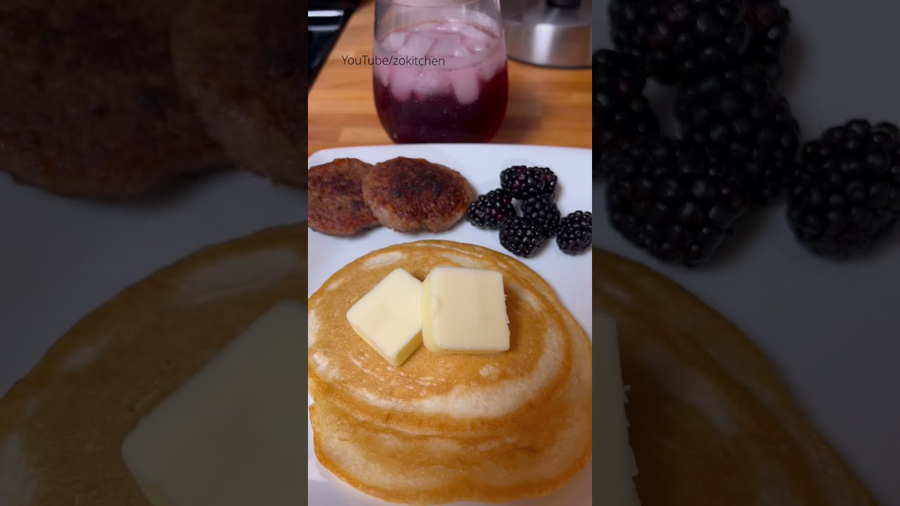 Pancakes 🥞 sausage #breakfast | zo kitchen