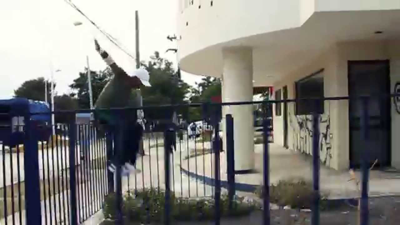 Parkour Dario Mella en Cancun