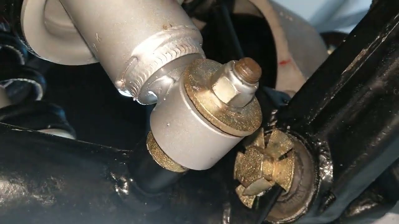 Part 7 - Jaguar XJ-S IRS rear suspension removal and overhaul.