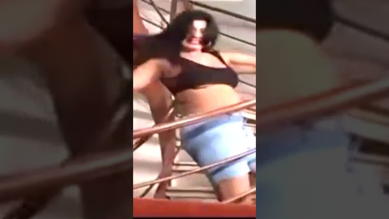Pashto Mujra Aunty Pakistani Actress Nadra Chaudhry Mujra Lover #pashtodanceplay #pashtomujra