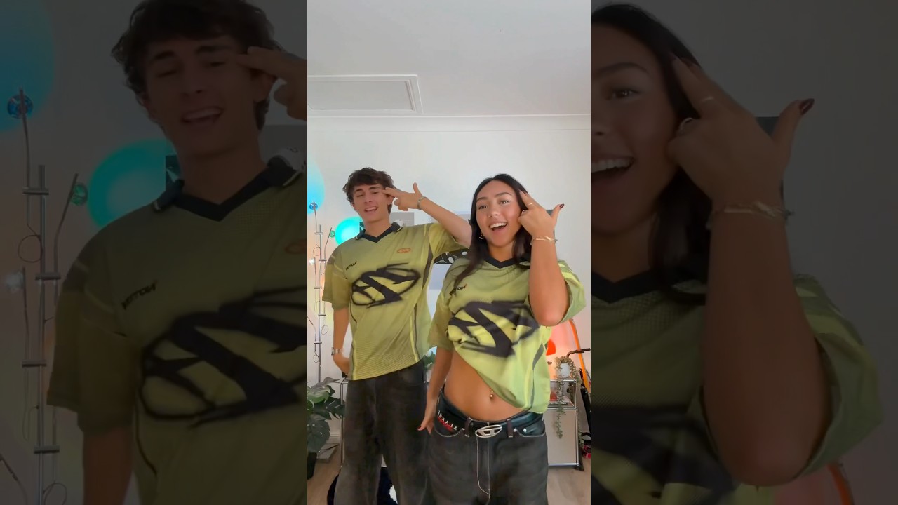 PASSO BEM SOLTO viral TikTok dance! 💛CadelandMia🔥 #shorts #dance #viral #couple