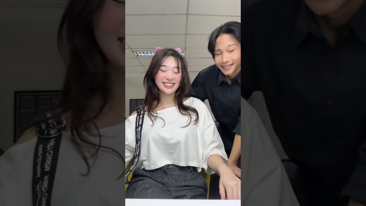 Pelukan fajar bikin livy nyaman #fajarsadboy #livyrenata #viralshorts