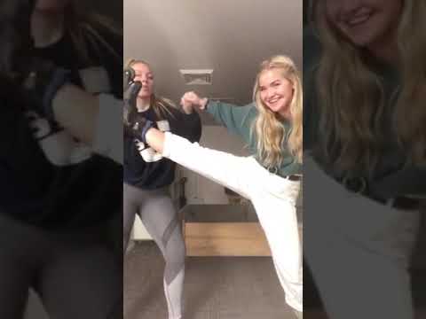Periscope times - Girls twerk