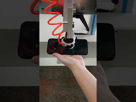 Phone (2a) drop test. 24 drop tests carried out from a height of 1.5 m, from 14 different angles.