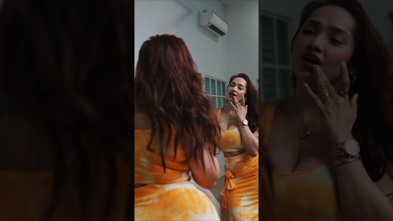Photoshoot 📷💛| Aditi Mistry | Aditi mistry hot reels video | Aditi mistry hot reels #shorts