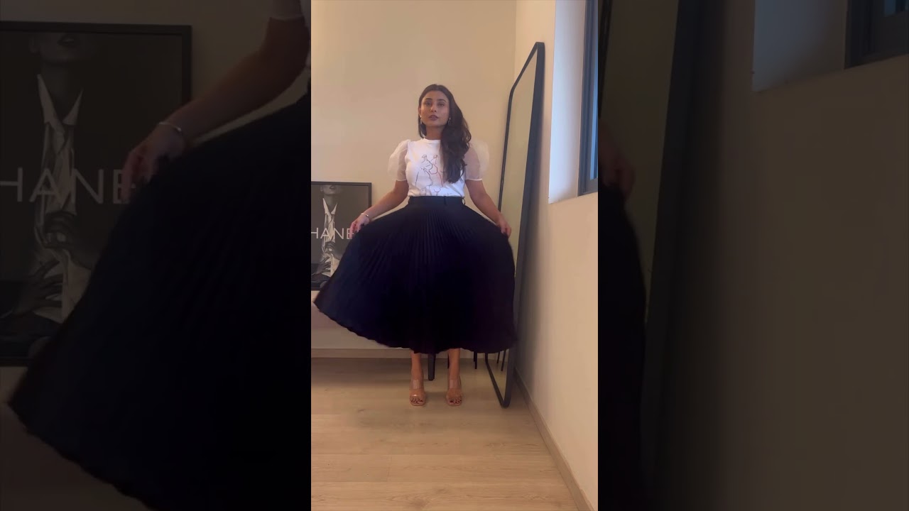 PLEATED SKIRT 4 WAYS