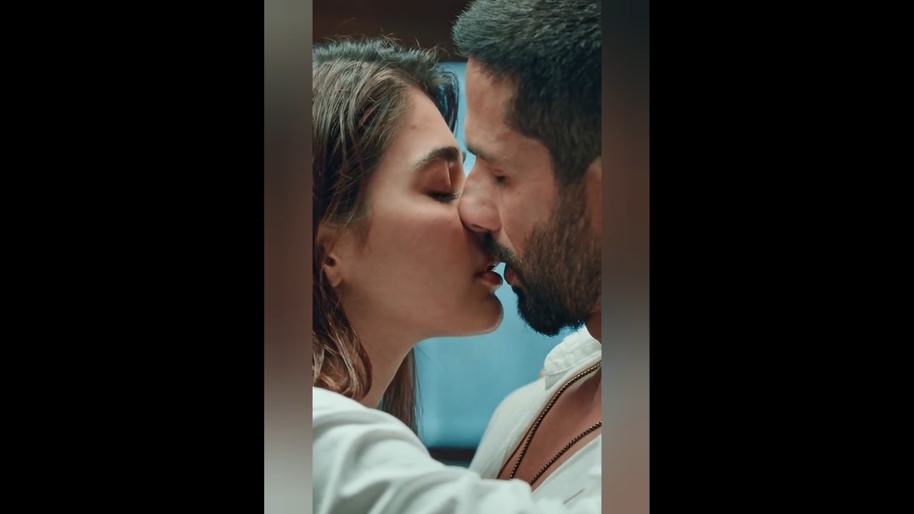 Pooja Hegde Deva movie hot kisses scenes #shots #hotreels #trendingshorts
