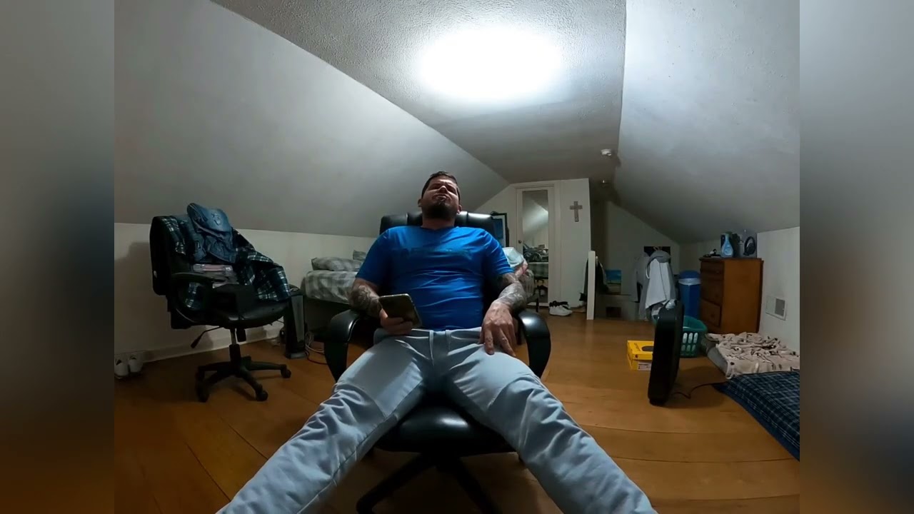 Poor leather chair part 2