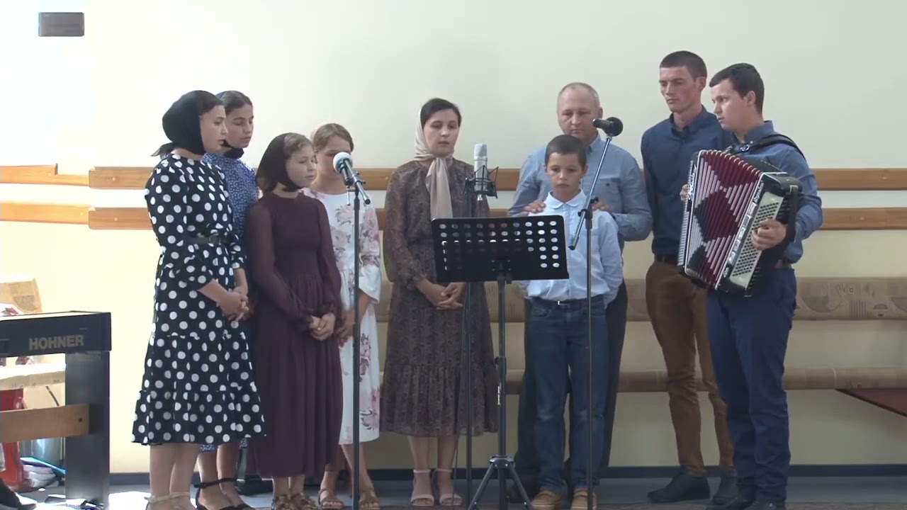Poporule sfânt te trezește