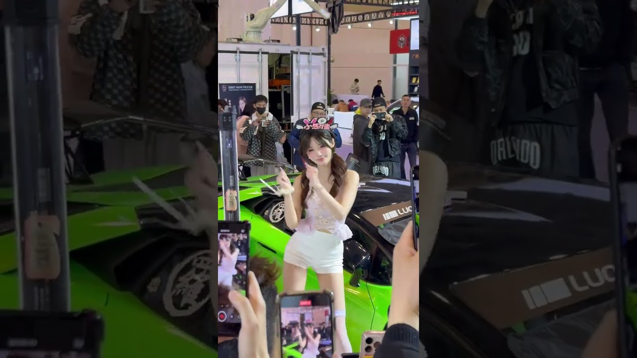 Popular Car Model Beauty Suzhou GTShow Victory Dance Perfect Body