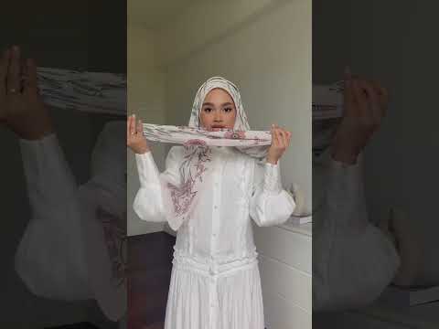 Pratik Desenli Uzun Şal Bağlama Modeli 2024