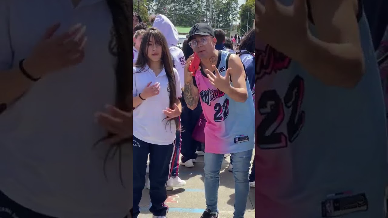 Preguntas en el colegio de marinilla 😂