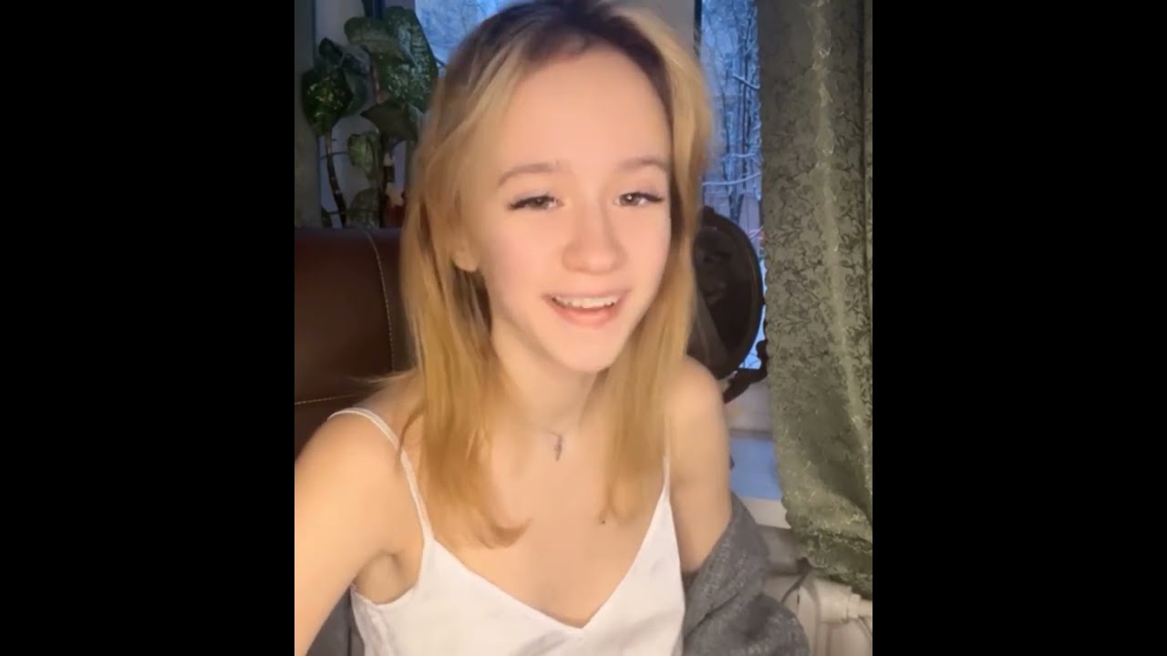 Pretty Babes Live 🧡221 #periscope  #live  #broadcast