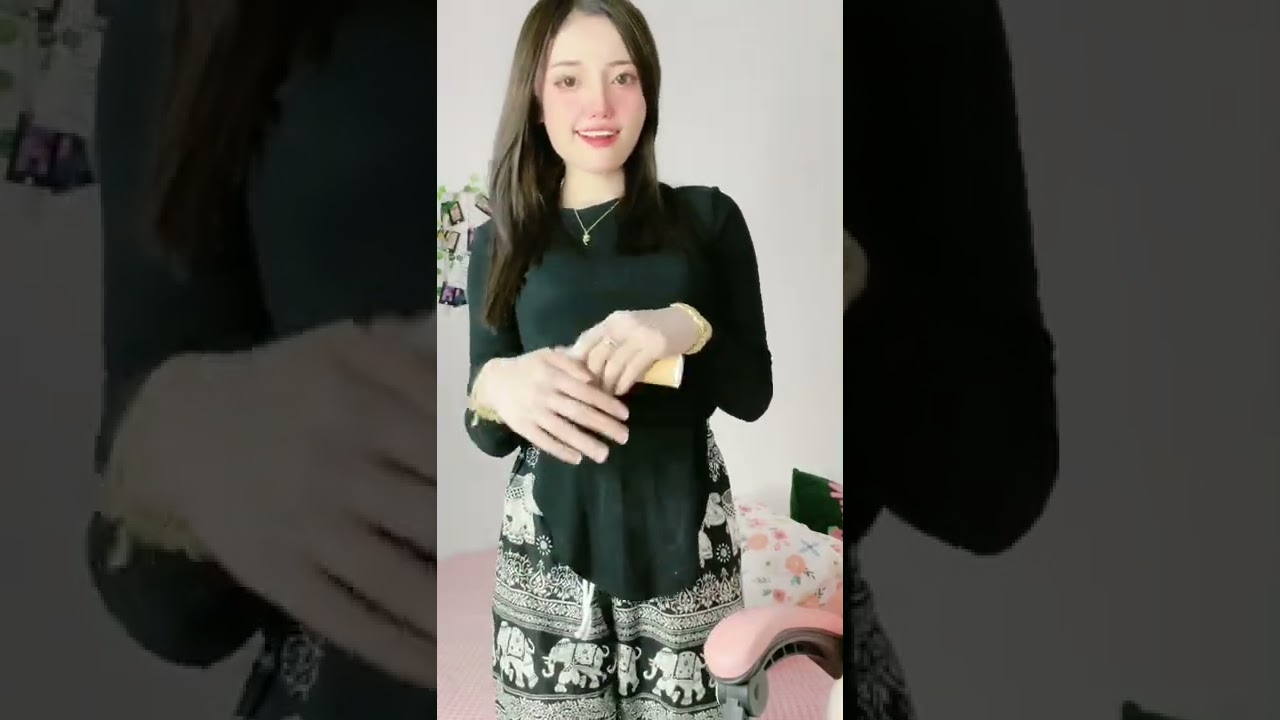 Puteri Sari #tiktokviral  #goyang #jedagjedug  #dance #tiktokvideo #awektiktok #malaysia