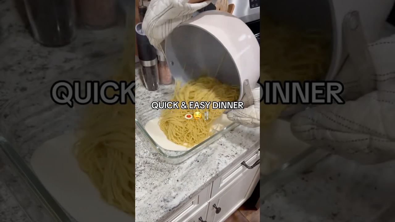 QUICK & EASY DINNER RECIPE-Viral Baked Spaghetti #viralrecipe #easydinner #familydinner