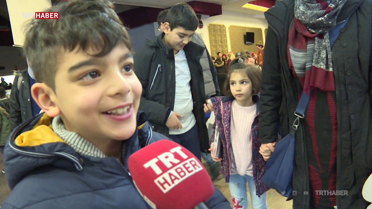 Rafadan Tayfa Almanya'daki çocuklarla buluştu