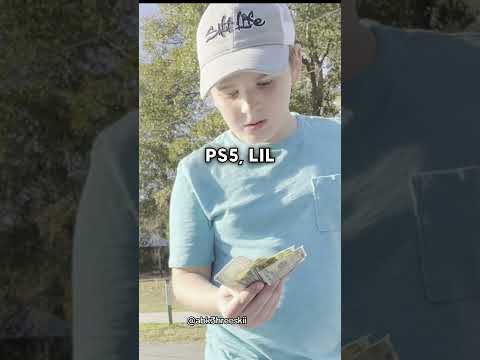 Rapper Buys Random Kid a PS5🥺(@Abk3hreeskii)