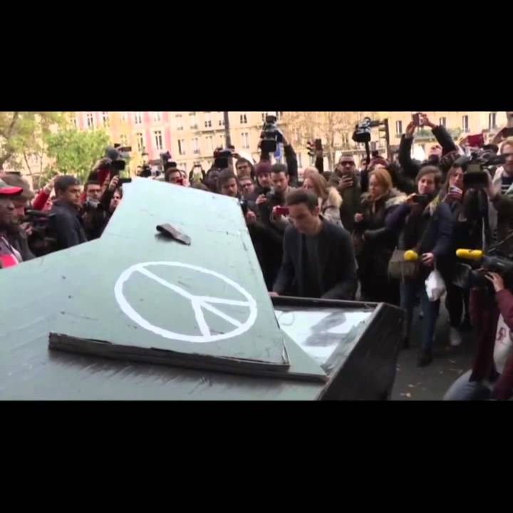Recording... pianist plays ‘Imagine’ outside Paris Bataclan - All song compilation footage