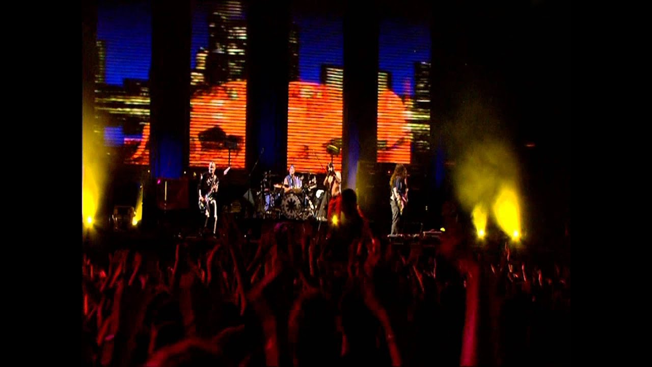 Red Hot Chili Peppers - Can't Stop - Live at Slane Castle [HD]